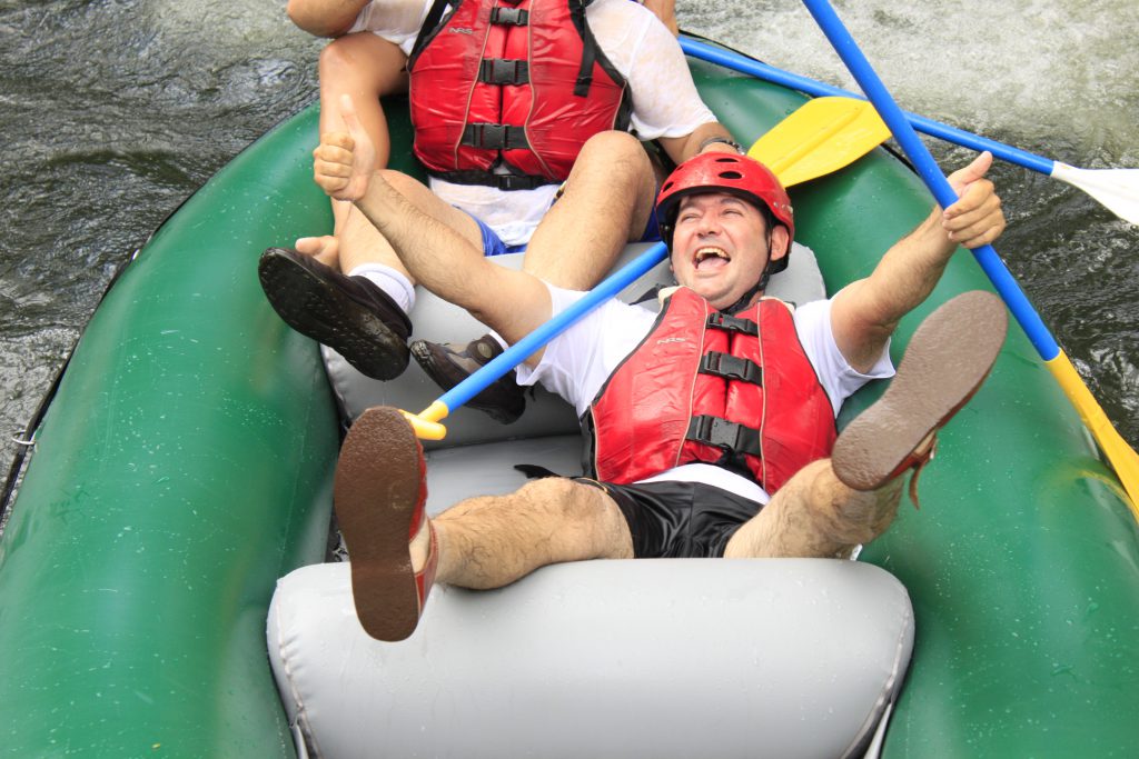 WHITE WATER RAFTING (FULL DAY)
