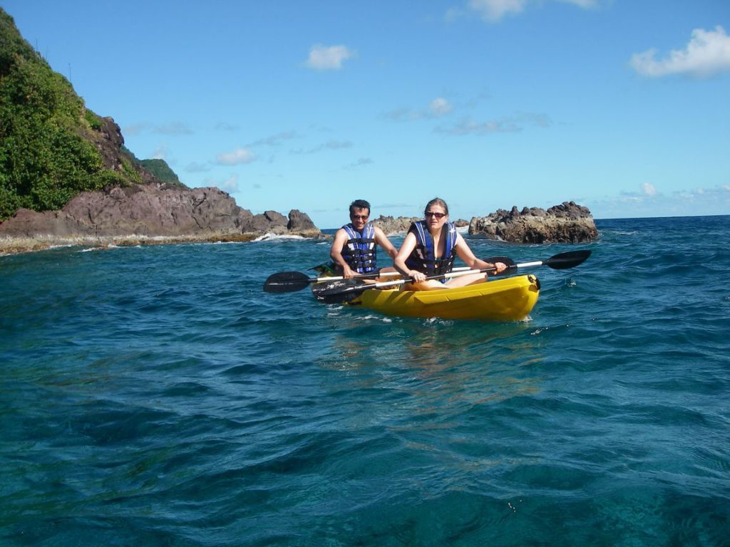 OCEAN KAYAK & SNORKEL TO ISLA CHORA IN SAMARA BEACH