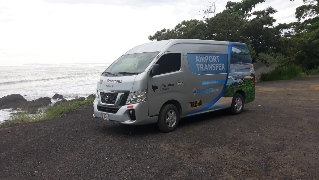 A Guide to Seamless Liberia Airport Private Transfers and Unforgettable Costa Rican Adventures